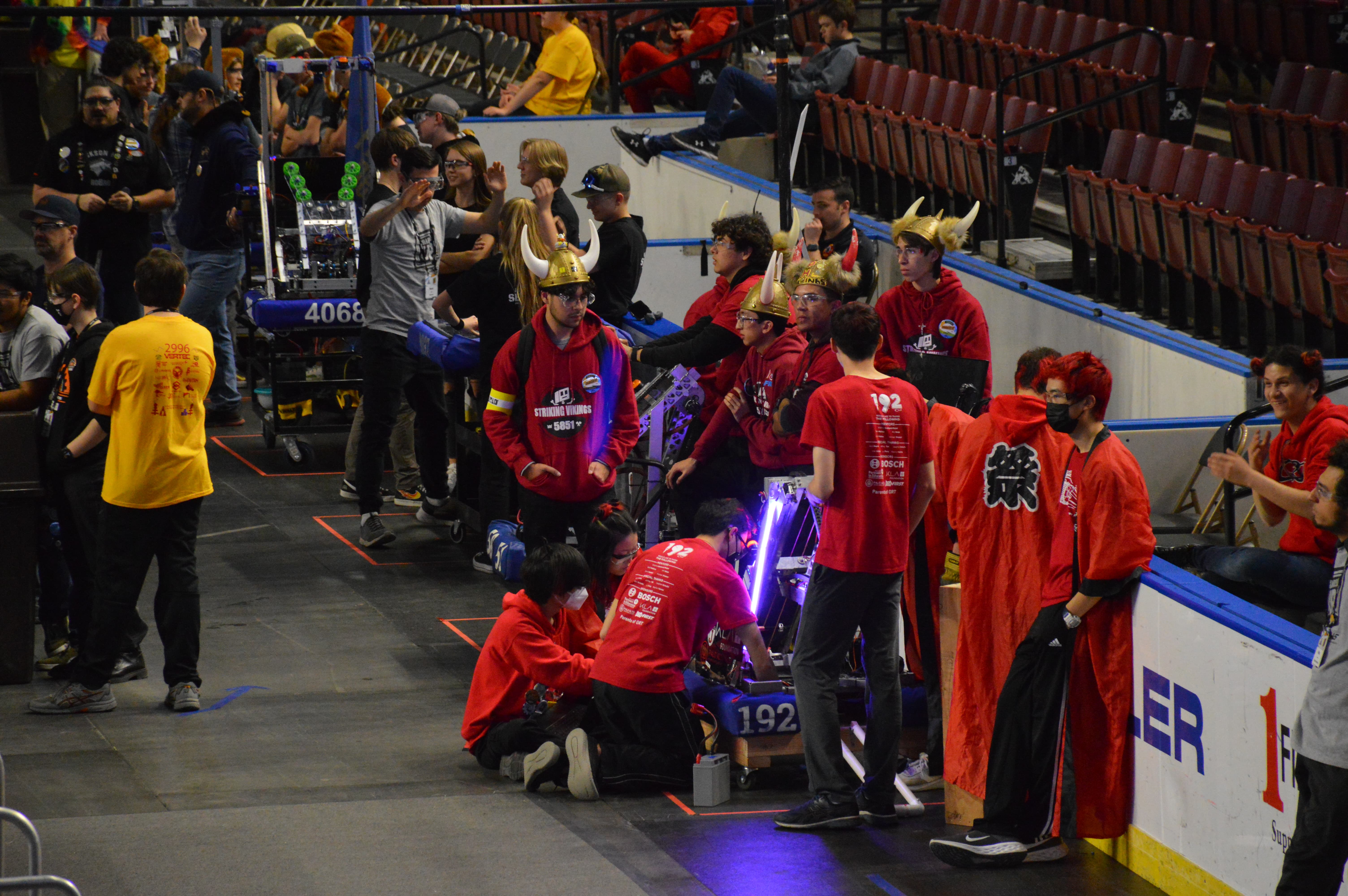 Utah pit-crew work